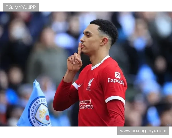 阿诺德：从利物浦天才到足坛传奇的成长之路